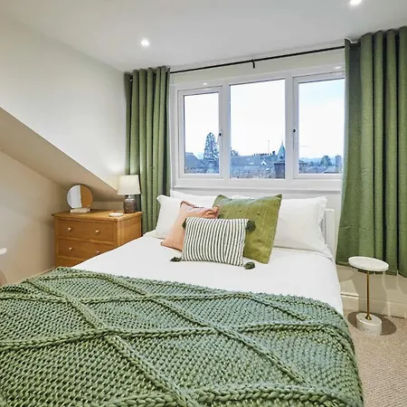 Host & - Hovera Windermere